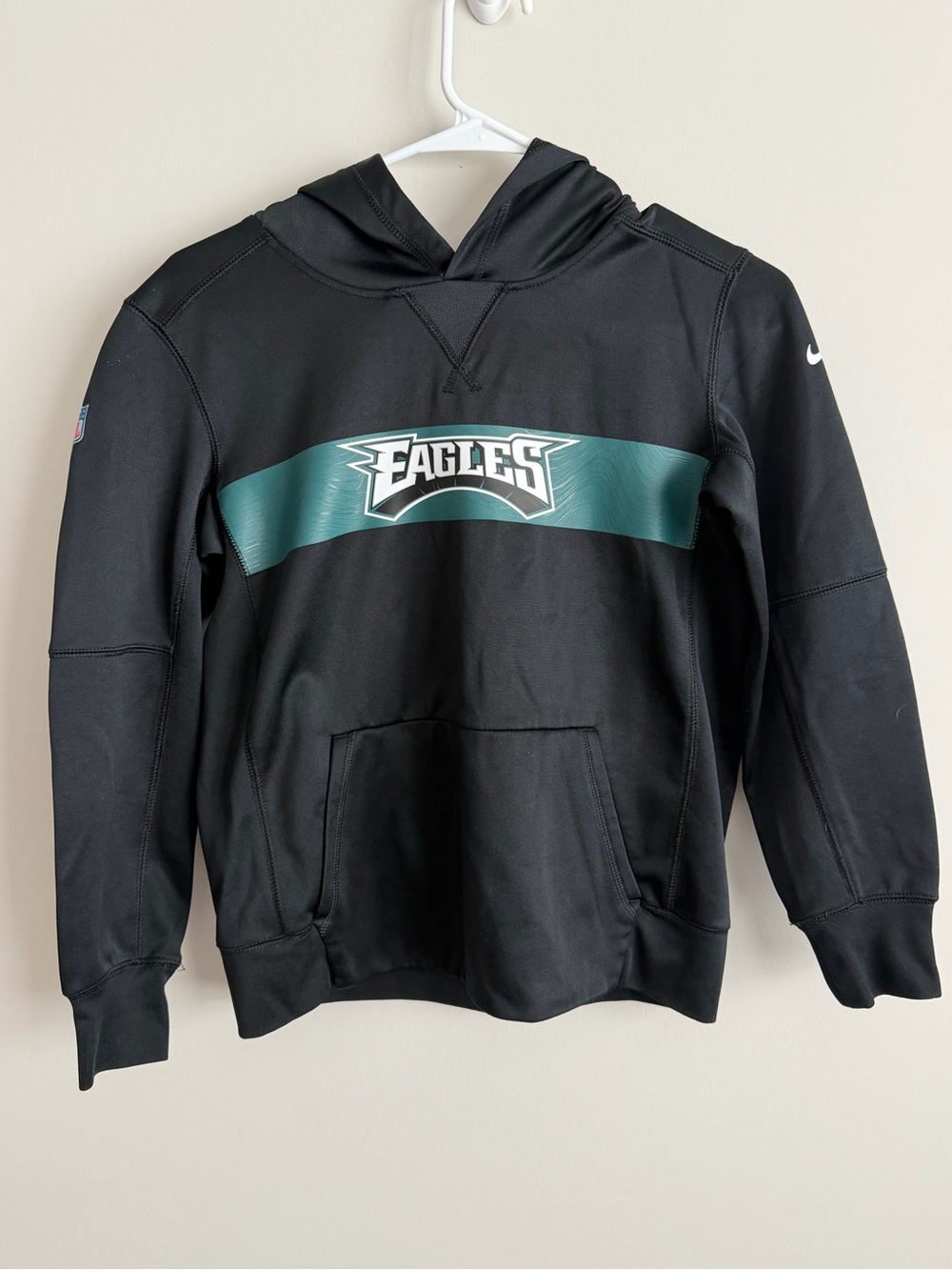 Philadelphia Eagles Team Performance Hoodie Black Youth Medium NFL Pullover